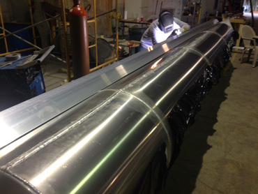 Construction of Bahamas Pontoon Boats
