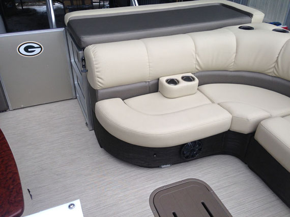 Bahamas Pontoon Model 270