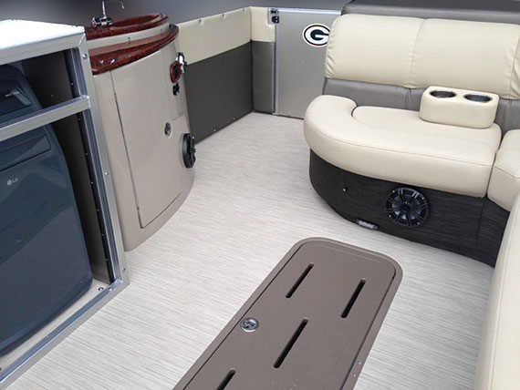 Bahamas Pontoon Model 270