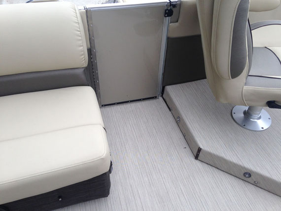 Bahamas Pontoon Model 270