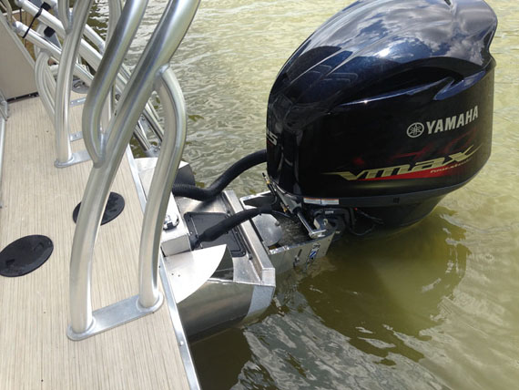 Bahamas Pontoon Model 270